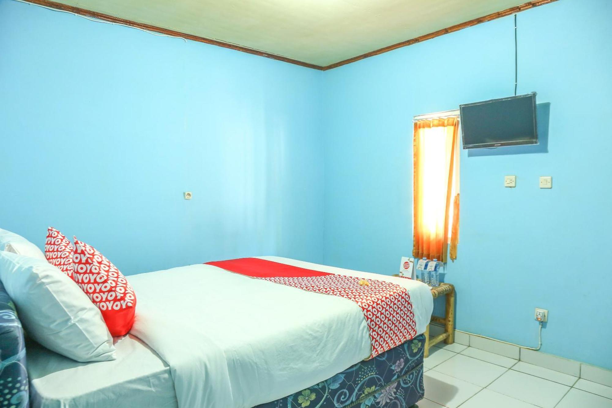 Oyo 1662 Zury Homestay Kuta  Exterior foto